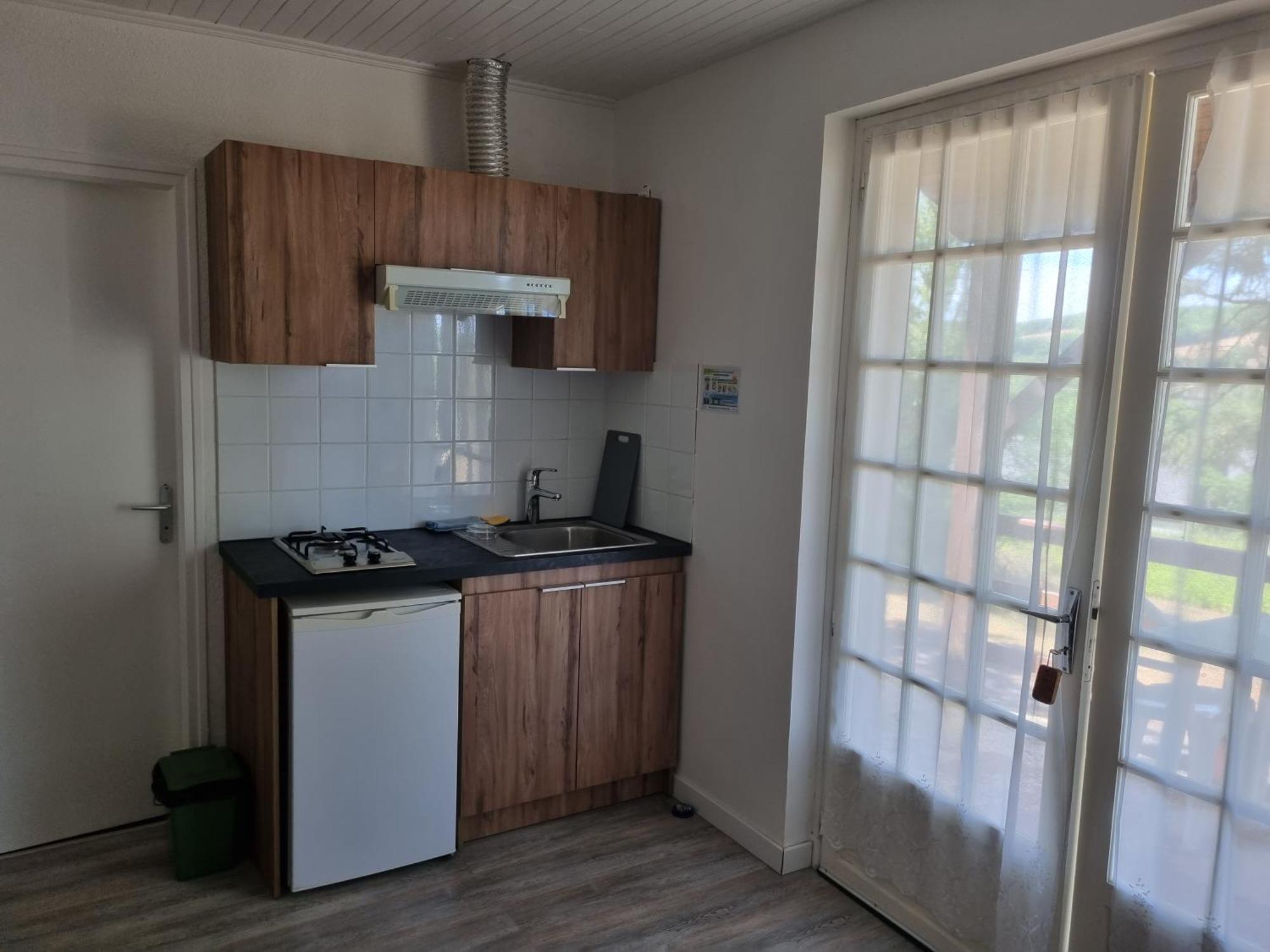 La Colline Aux Chalets, Jaccuzi, Sauna Saint-Chamarand Buitenkant foto